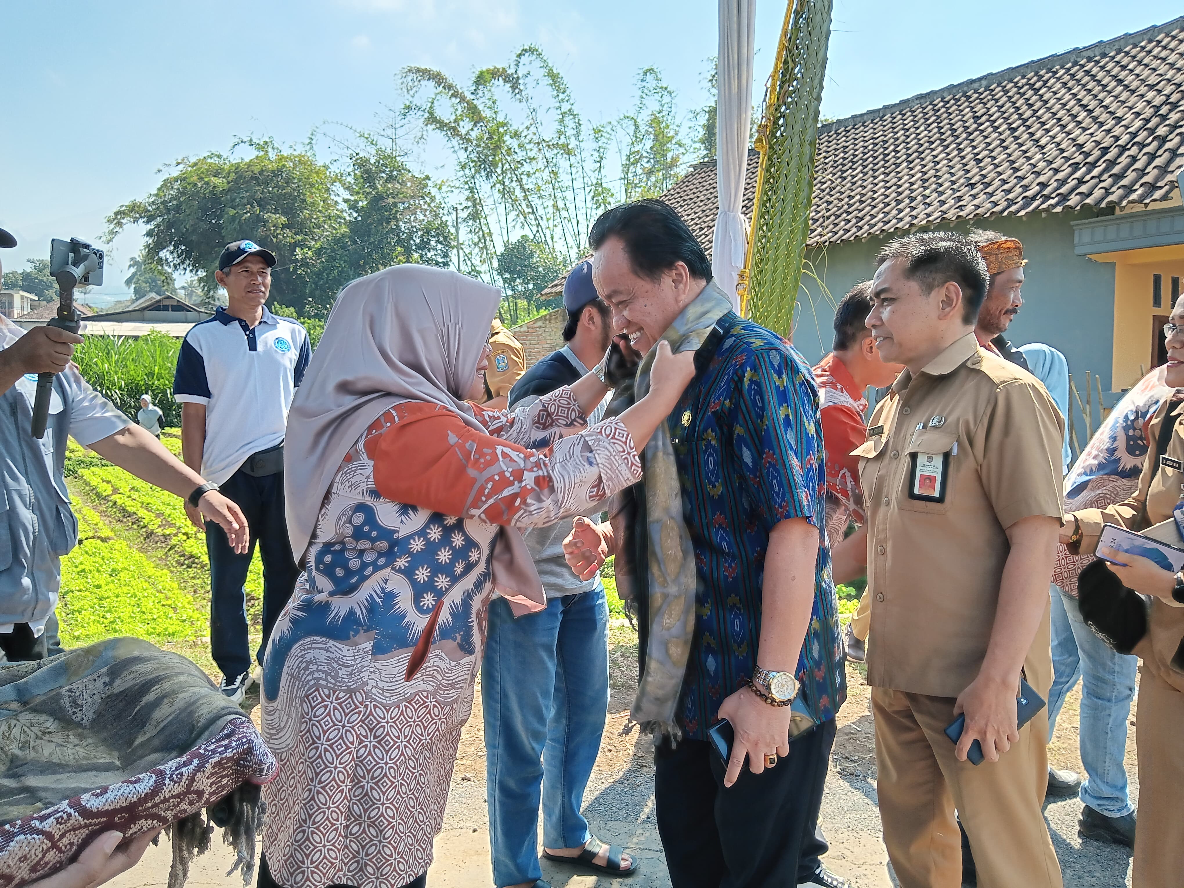 BERPRESTASI: Tim HIPPA Tawangargo menyambut juri dari DPUSD Provinsi Jawa Timur siang tadi (20/8).