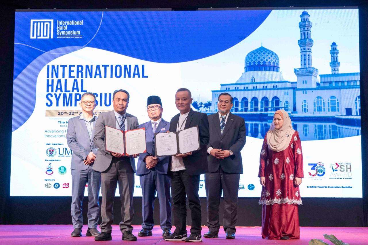 Universitas Brawijaya (UB) dan Universitas Islam Malang (UNISMA) dalam Symposium International Halal yang diselenggarakan di Universiti Malaysia Sabah (UMS).
