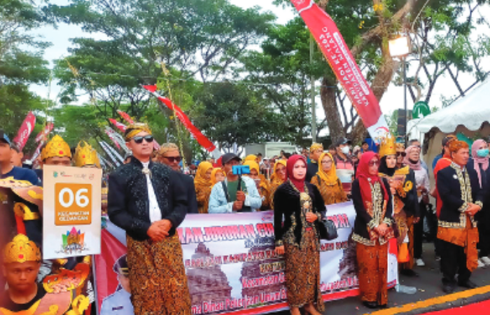 TONJOLKAN POTENSI WISATA: Perwakilan dari Kecamatan Gedangan me ngikuti Kanjuruhan Culture Carnival 2023. Tahun ini akan diselenggarakan lagi.