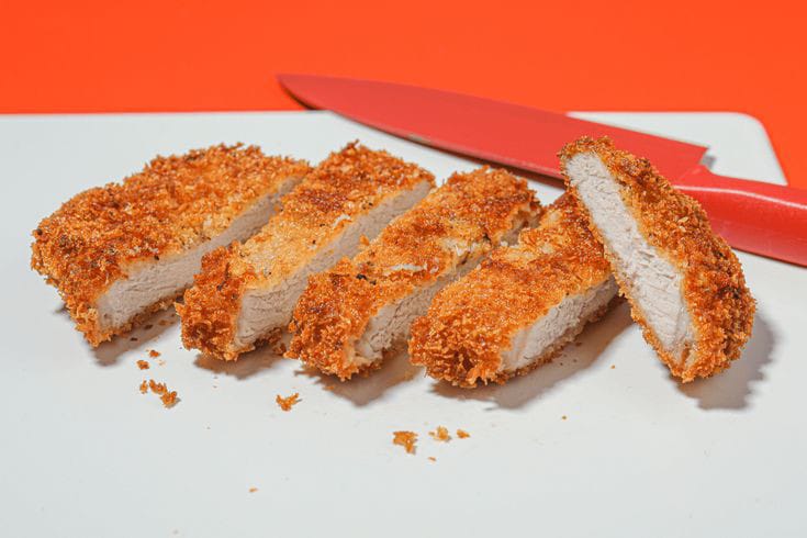 Ilustrasi ayam katsu. (Pinterest)