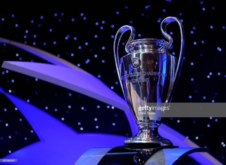 Trofi Liga Champions UEFA (UCL) (pinterest)