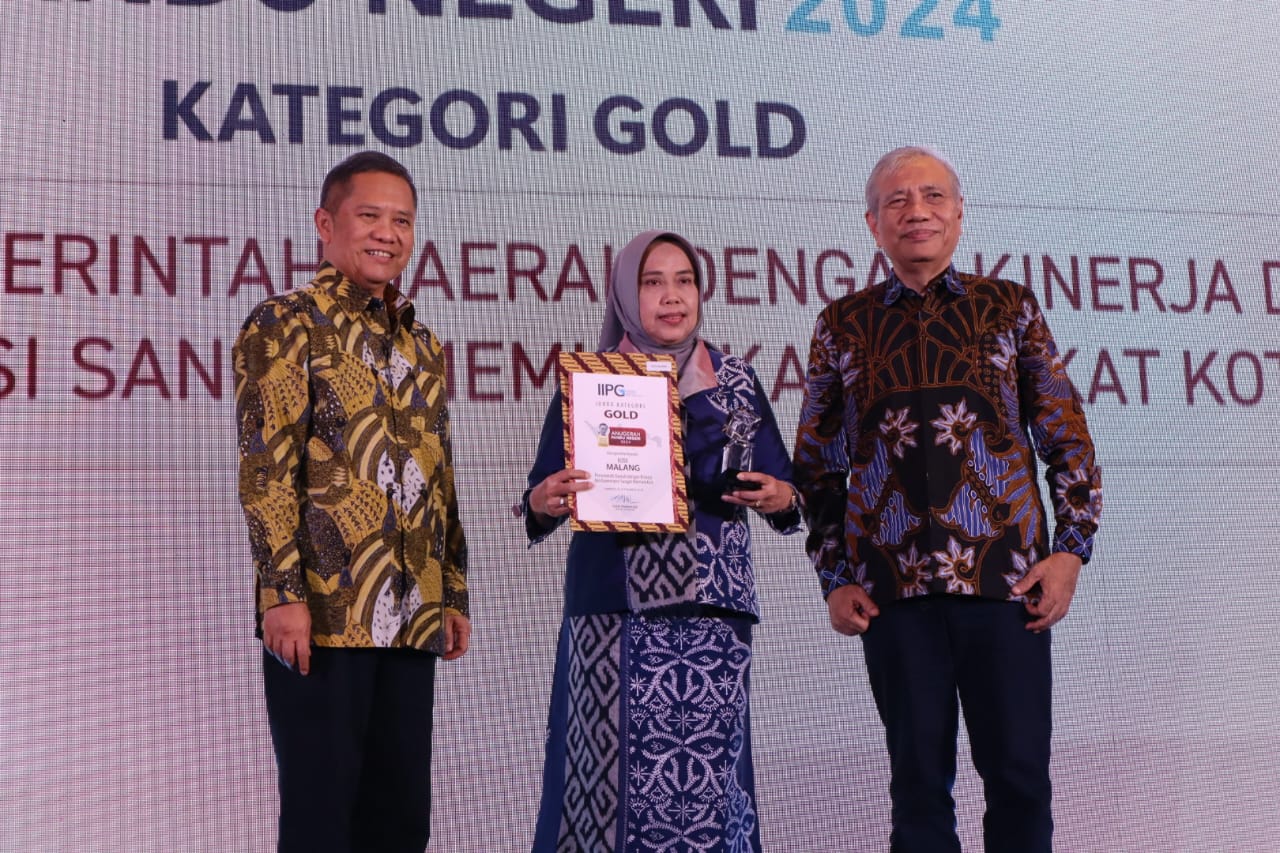 Apresiasi untuk Pemkot Kota Malang dari Indonesian Institute for Public Governance (IIPG) berupa penghargaan kategori gold.