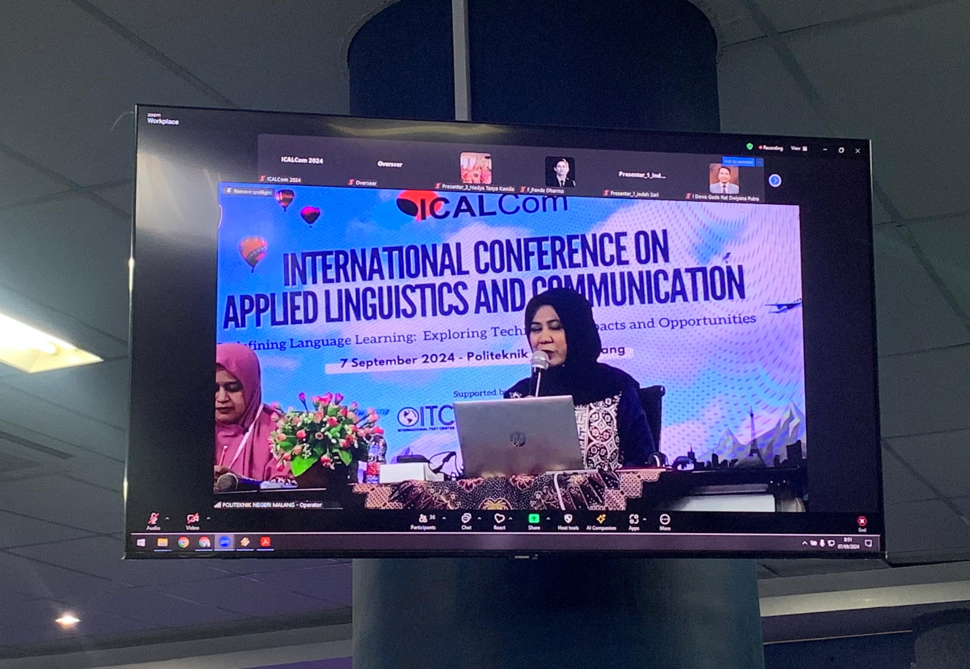 Penyampaian materi oleh pembicara utama.