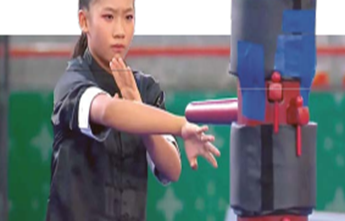 BERKONTRIBUSI MAKSIMAL: Shakira Marini tampil pada nomor wingchun  cabor wushu PON 2024 di GOR Disporasu, 14 September lalu