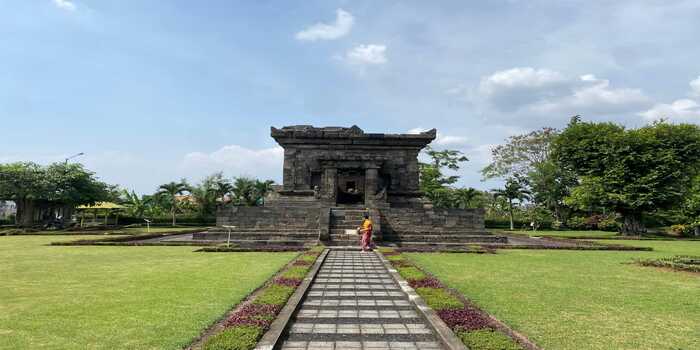 Gambar Candi Badut