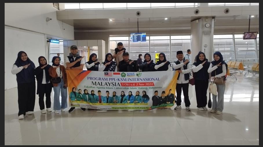 Foto bersama keberangkatan Peserta PPL-KSM Internasional FAI UNISMA bersama Dekan dan Dosen Pendamping di Bandara Internasional Juanda Surabaya Kamis, 3 Oktober 2024