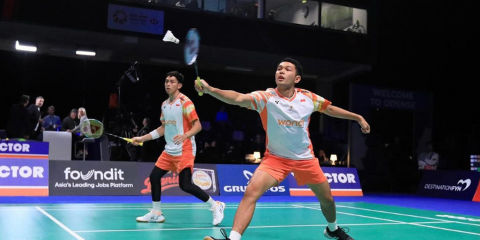 Fajar / Rian (dalam postingan badminton.ina)