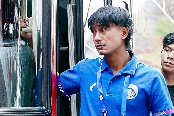 Johan Ahmat Farizi mengalami cedera hamstring saat lawan Malut United dan harus istirahat tiga hari