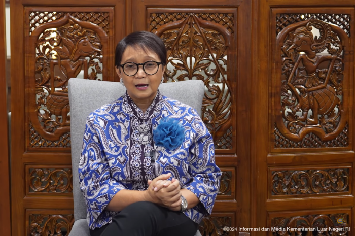 Retno Marsudi dalam Press Briefing Menteri Luar Neger setelah ditunjuk sebagai Utusan Khusus Sekjen PBB untuk isu air (Tangkapan layar Kementerian Luar Negeri)