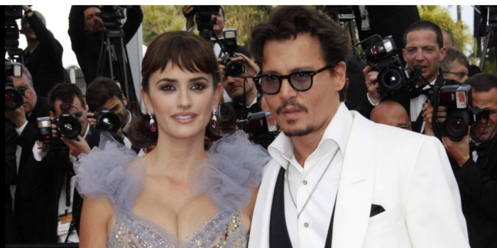 Johnny Depp (kanan) dan Penelope Cruz (kiri) kolaborasi lagi dalam film aksi-thriller