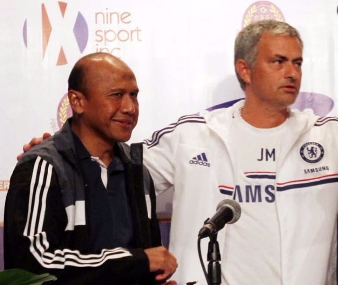 Rahmad Darmawan bersama Jose Mourinho era pelatih Chelsea