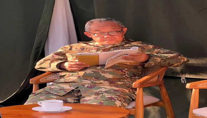 INTELEKTUAL : Potret Prof. Dr. Abdul Mu