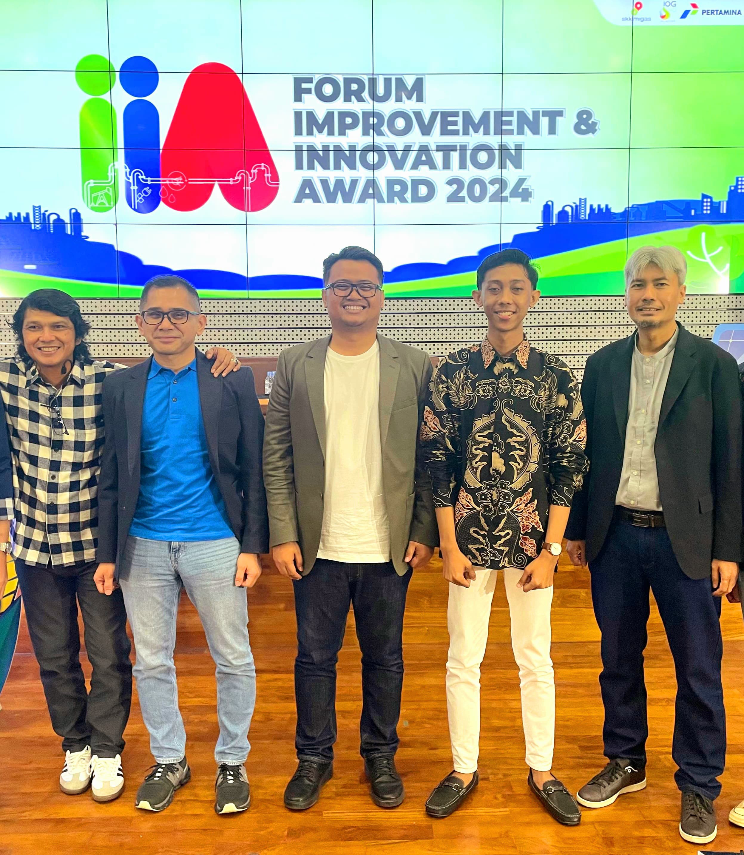 Dirut&nbsp;Pertamina Subholding Upstream Regional Jawa Wisnu Hindadari, GM&nbsp;PHE ONWJ, Muzwir Wiratama, VP Exploration Regional Jawa, Indra Yuliandri, COO Aditya Muhamad Bintang, Asisten Manager Cilegon GMS,