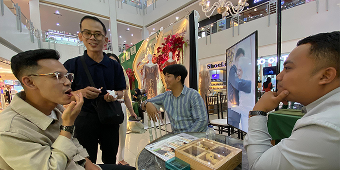 BANJIR DISKON: Stand pameran dari Rayz UMM Hotel di Malang Wedding Market 2024 di MOG siap kasih diskon untuk calon pengantin hingga 11 Agustus nanti.