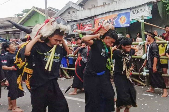Bantengan di wilayah Malang Raya. Berikut adalah jadwal pada 9 November 2024