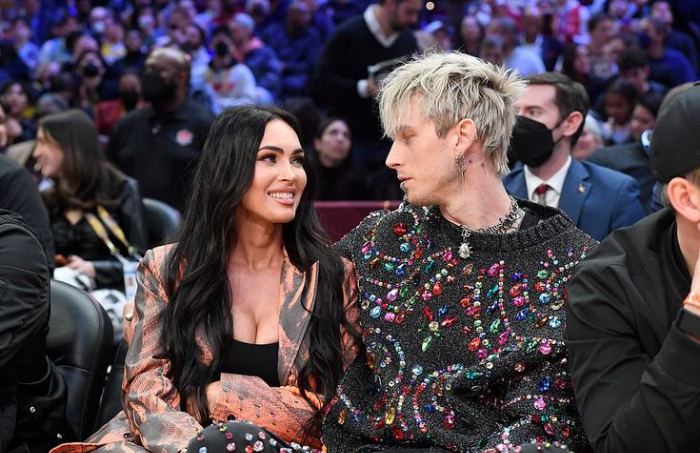 Potret Megan Fox dan Machine Gun Kelly (sumber: pinterest)