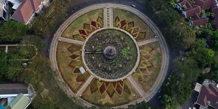Potret Alun-Alun Tugu Kota Malang.