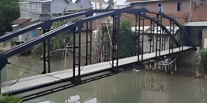 Potret Jembatan Kleuarga Sunardi (Instagram Indopolitika)