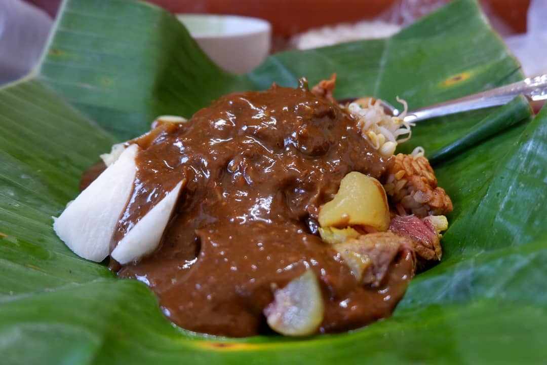 Rujak cingur di Rujak Cingur Kelenteng Malang (Akun Instagram rujakcingurklenteng)