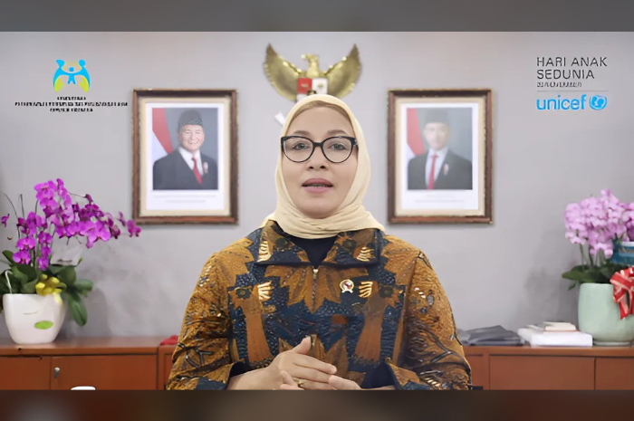 Menteri PPPA, Arifatul Choiri Fauzi, mengunjungi MAS di Polres Metro Jakarta Selatan pada Minggu (1/12) (Instagram Kementerian PPPA).