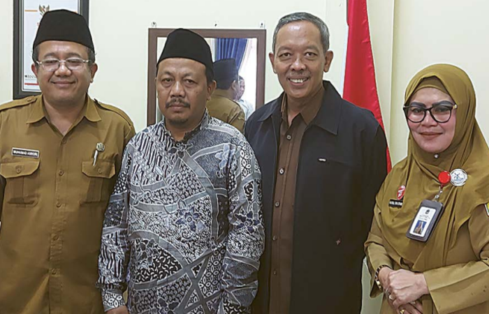 GURU DIPIDANA: Rupi