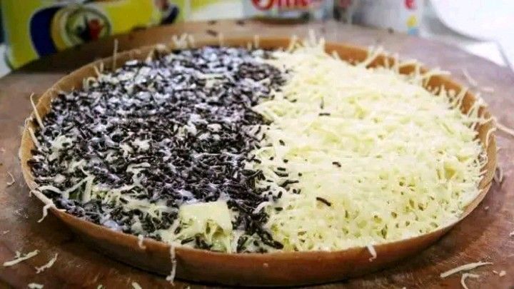 Martabak manis