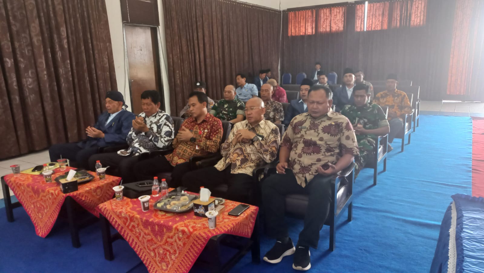 STAKEHOLDER: Rapat Kerja Koperasi Susu SAE Pujon dihadiri para kepala dinas terkait dan stakeholder.