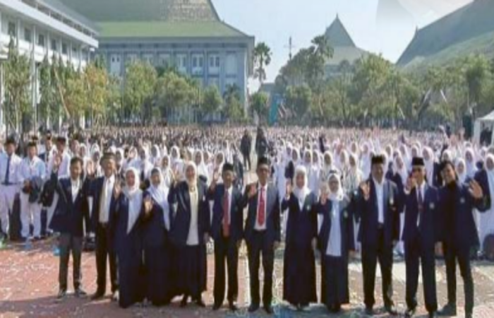 MERIAH: Pembukaan PBAK (Pengenalan Budaya Akademik dan Kemahasiswaan) UIN Malang.