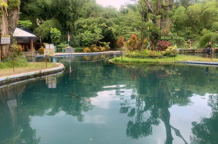 Sumber Wendit Malang destinasi wisata yang wajib dikunjungi saat ke Kabupaten Malang (Google Maps Zulfikar Setiawan).