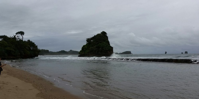 Pantai Parang Dowo (Foto:Advisor Trip)