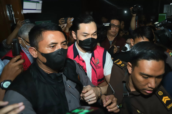 Harvey Moeis dijatuhi hukuman penjara 6 tahun 6 bulan penjara dan denda Rp1 miliar (Jawa Pos/Dery Ridwansah).