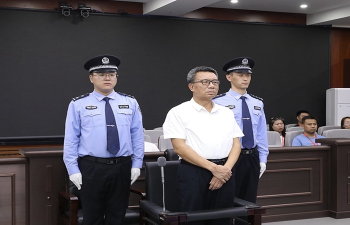 Potret Li Jianping