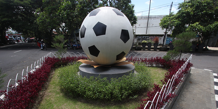IKON BARU: Taman monumen bola menjadi RTH yang dibangun Pemkot Malang tahun ini.