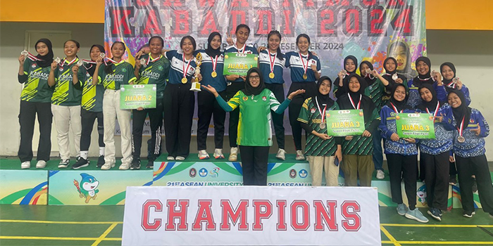 BURU PRESTASI: Kontingen Kabaddi Kota Malang berhasil mendapat medali emas di Kejurprov Jawa Timur, 22 Desember lalu.