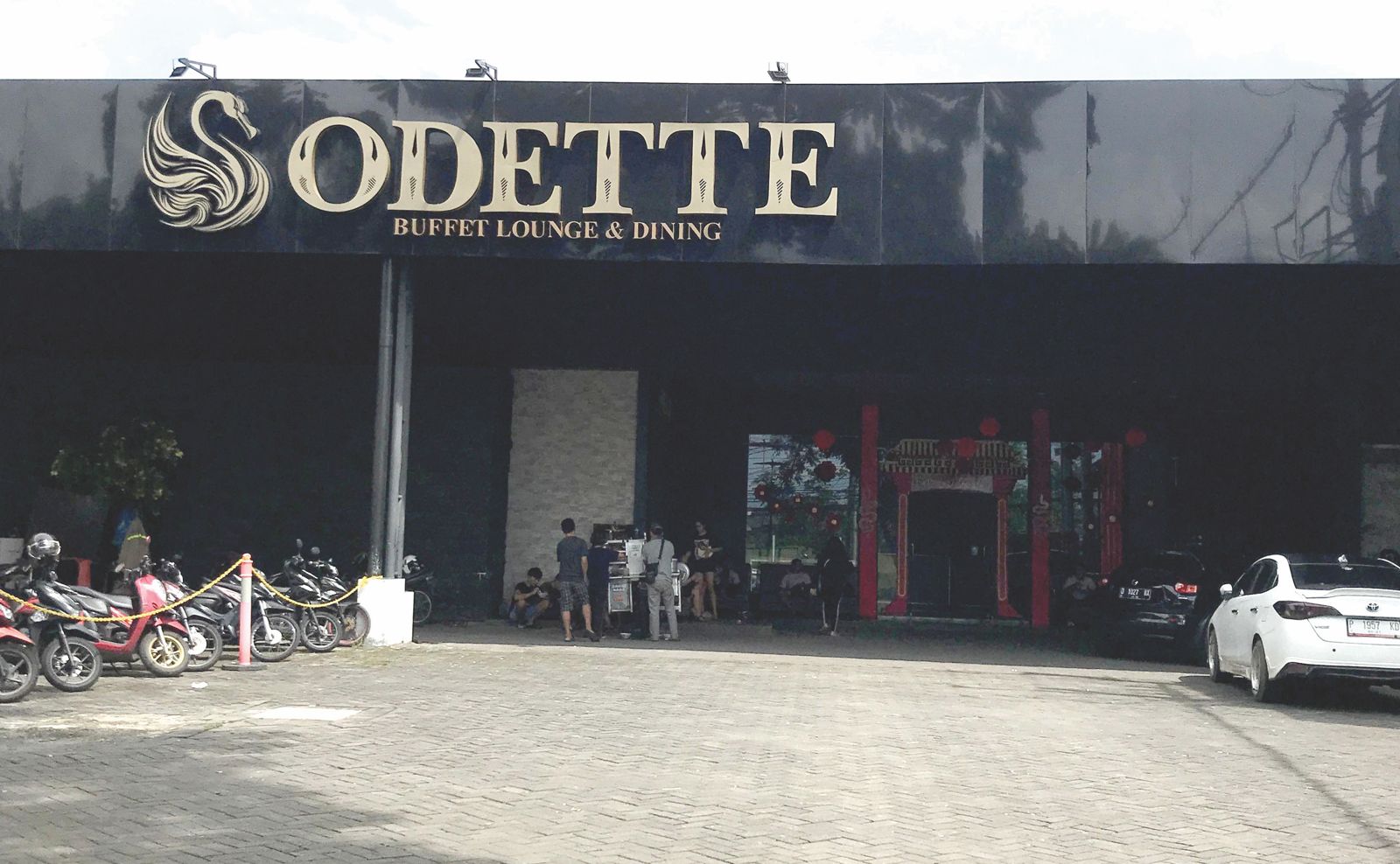 Oddete Buffet Lounge and Dining menjadi tempat hiburan pertama yang dicek perizinannya oleh Pemkot Malang.