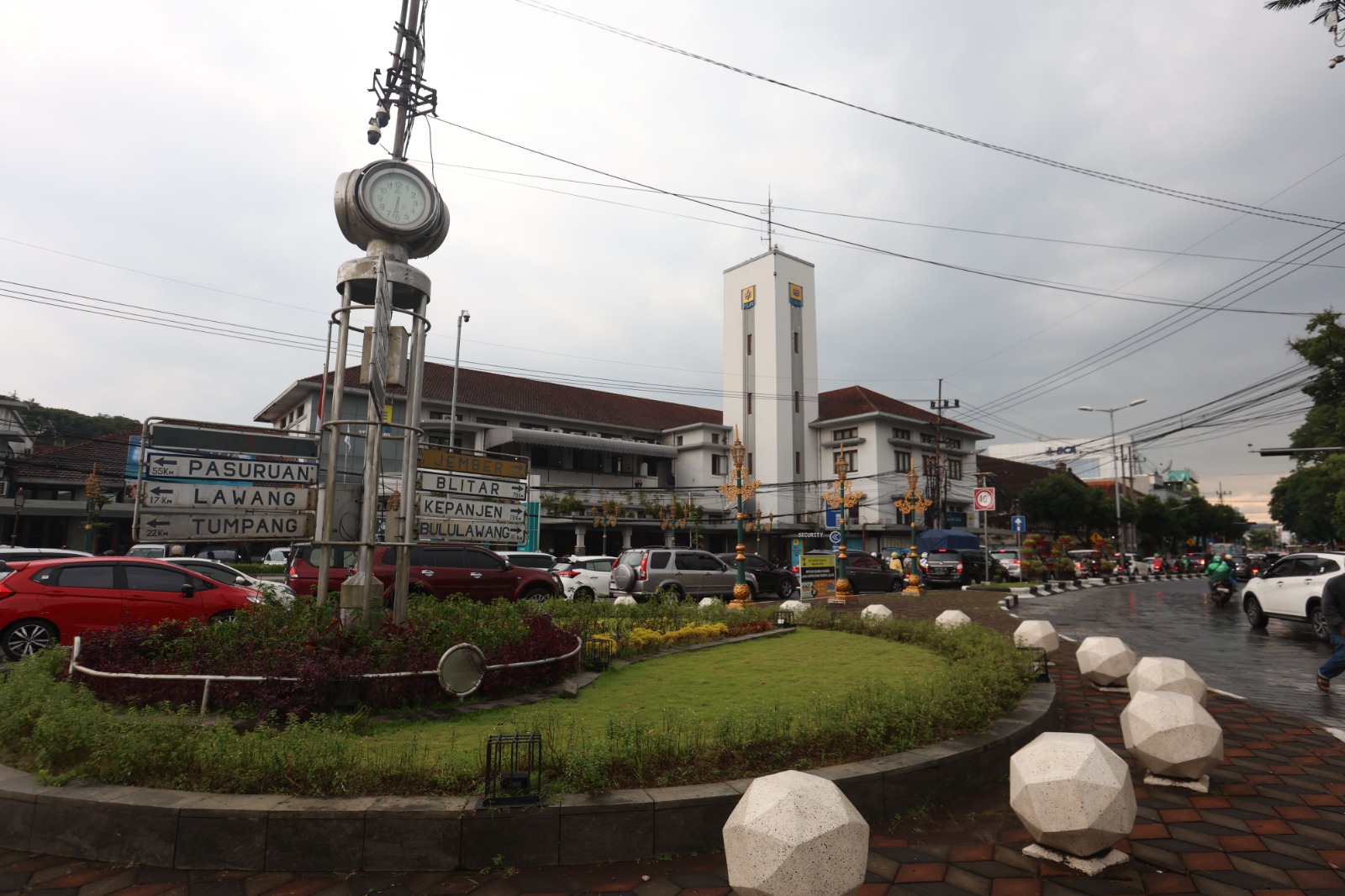 PERMUDAH AKSES: Bila rencana re-design terealisasi, zona satu koridor Kajoetangan bakal dipoles lagi. DARMONO/ RADAR MALANG