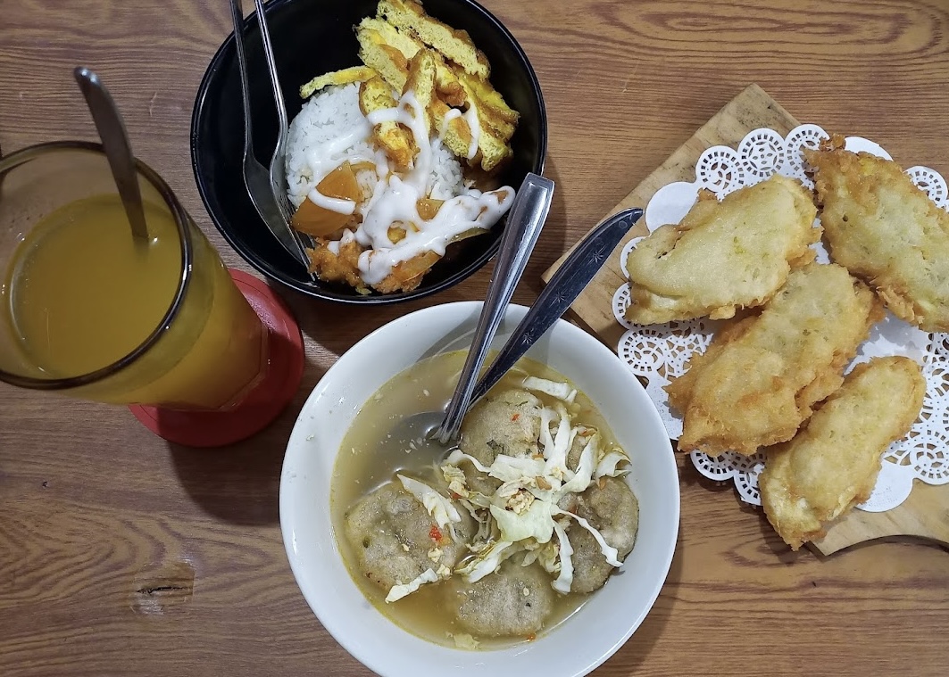Menu andalan di Kafe Wedangan Budhe (anisaazizu).