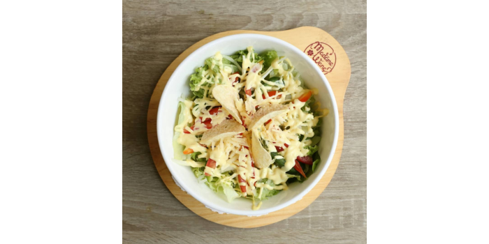 Madame Wang Salad With Chips (madamewangsecretgarden)