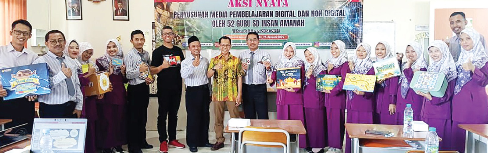 SALING DUKUNG: Guru SD Insan Amanah bersama tim Let&rsquo;s Play Indonesia dan perwakilan Disdikbud Kota Malang. (LULUK SETYAWATI/RADAR MALANG)