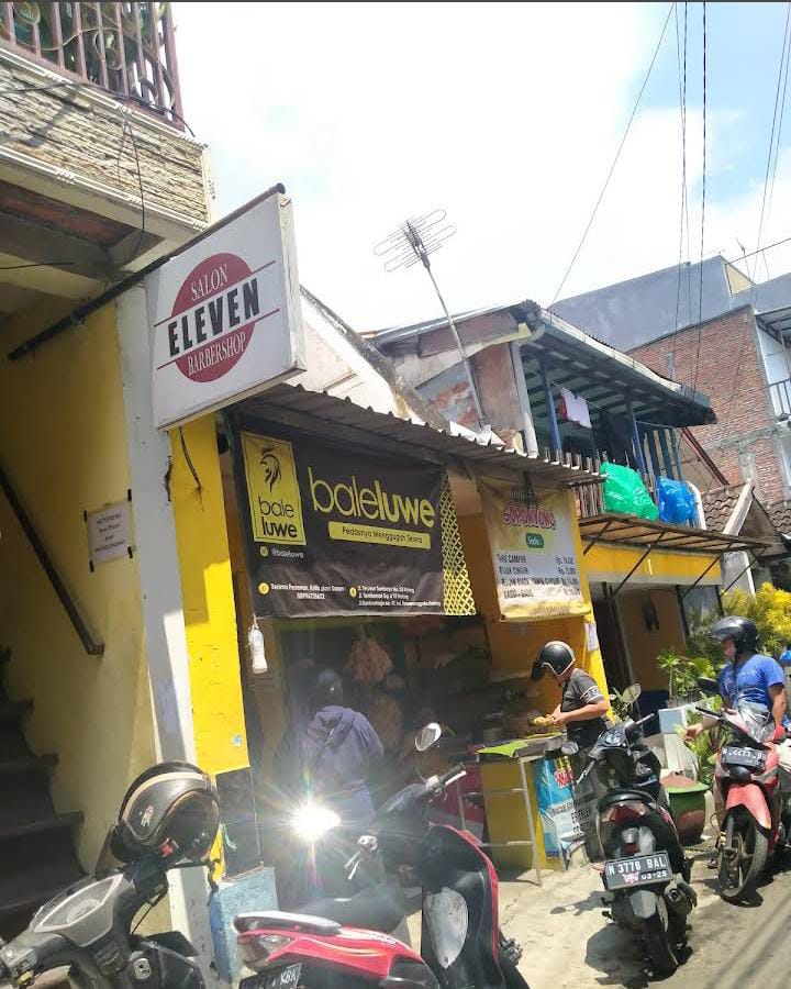 Warung Baleluwe tampak depan. (Aditya Wardani)