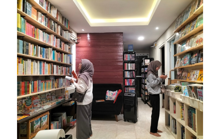 Ruang Offline Book by Ibuk (Imam Faqih on Google Maps)