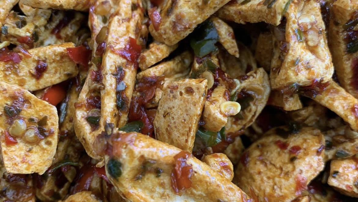 Basreng Basah yang menjadi jajan hits di Kota Malang (ngebasrengmalang).