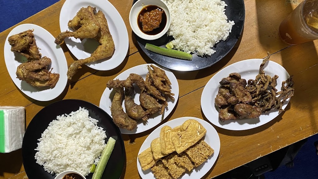 Kuliner  Malam, Ayam Malabar (Niken Darmastuti).
