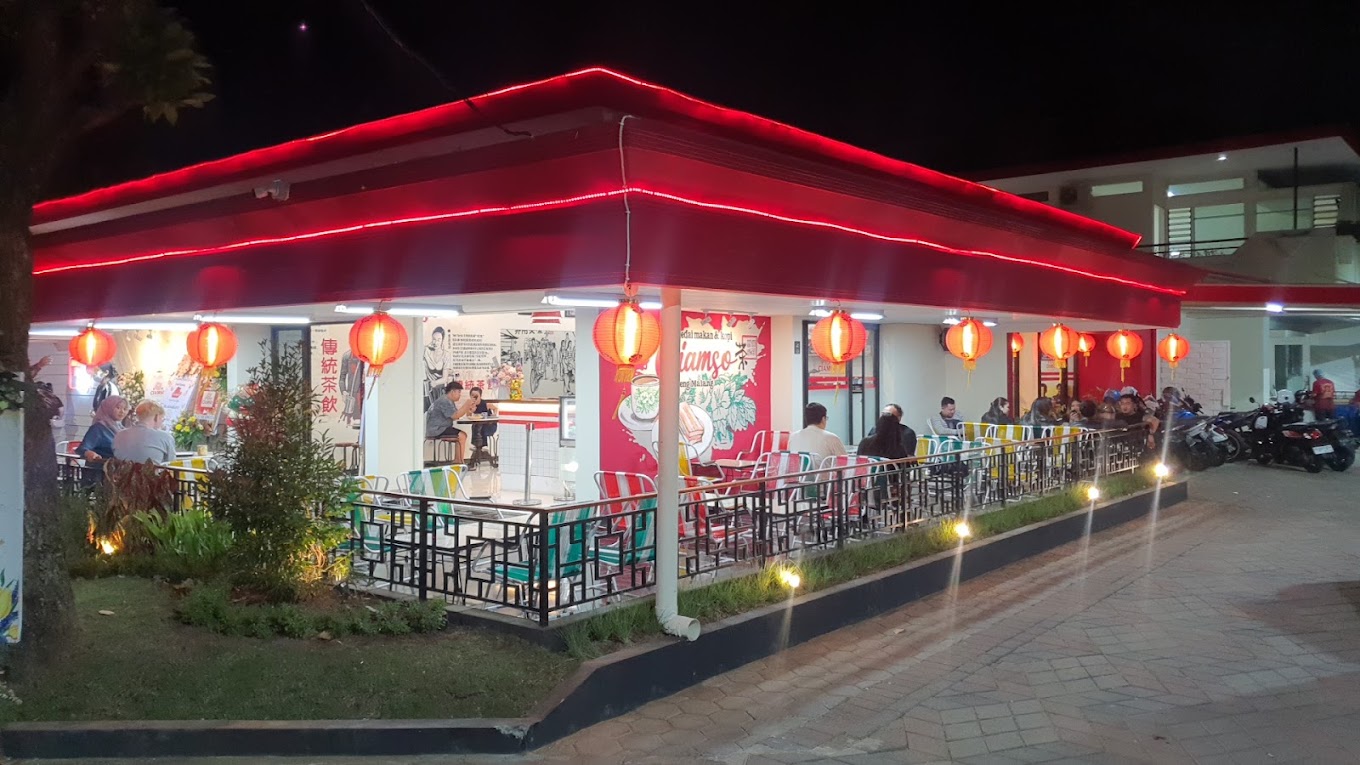 Kedai Ciamso buka 24 Jam (Kevin Ronaldo).