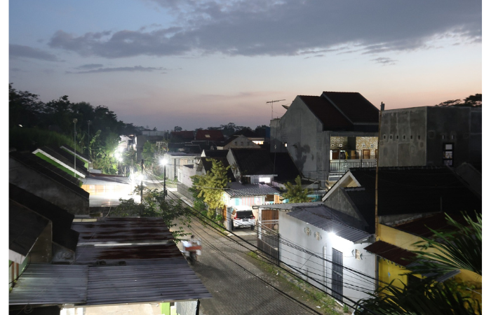 TAAT PAJAK: Permukiman di desa Pakisaji, kecamatan Pakisaji turut andil dalam mendulang pendapatan Pemkab Malang dari sektor PBB. (DARMONO/RADAR MALANG)