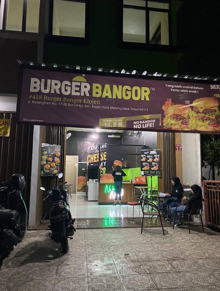 Burger Bangor di Jalan Batanghari No.17-20, Bunulrejo, Kecamatan Klojen
