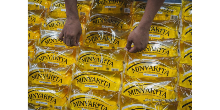 Produk minyak goreng curah kemasan besutan Kementerian Perdagangan, Minyakita. (Dok. Kemendag)
