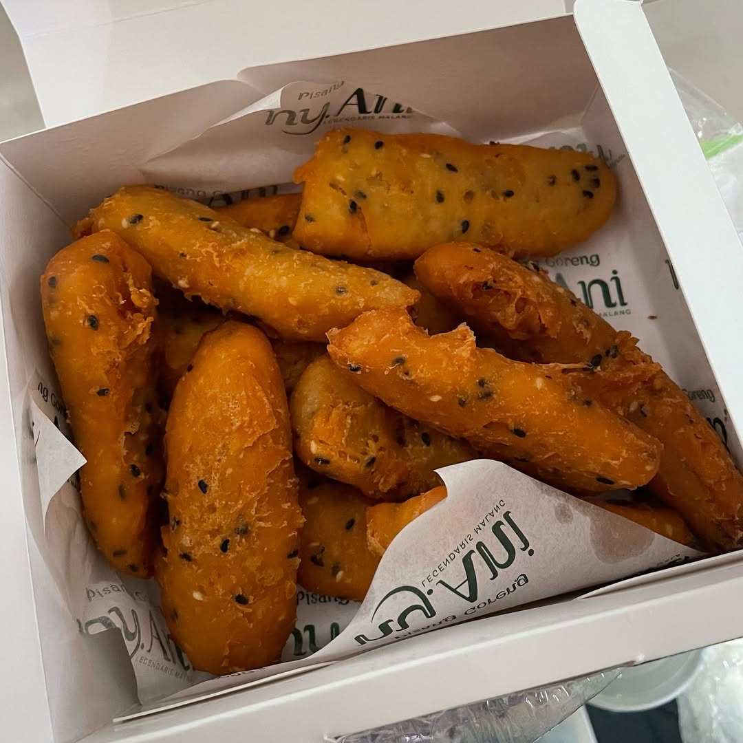 Pisang Goreng favorit Warga Malang (kitaudahkenyang).
