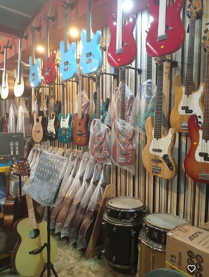 Alat-alat musik yang dijual di Jeks77&nbsp;Musik