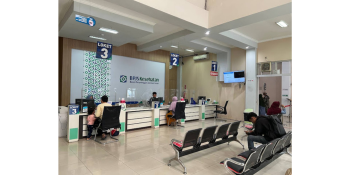 Tampak dalam BPJS Kesehatan Cabang Malang. (Google: BPJS Cabang Malang)